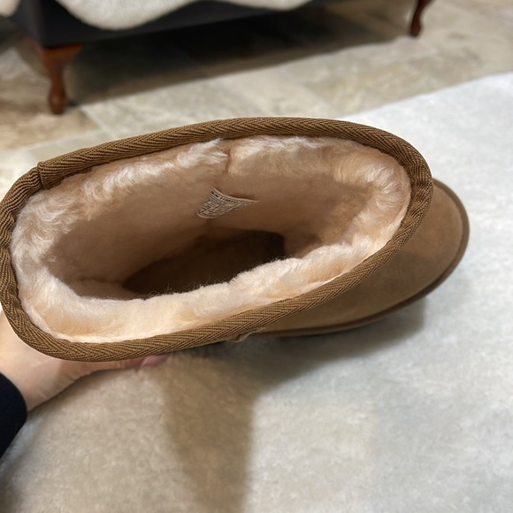 UGG Women's Classic Short New Heights - Picture 9 of 11